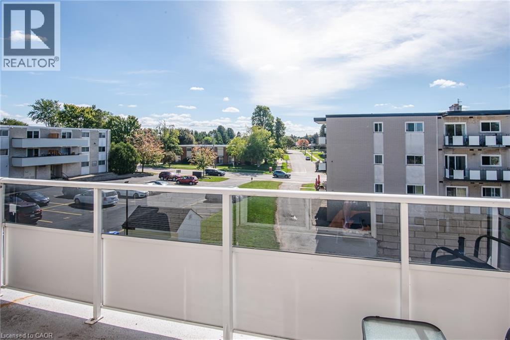 71 Vanier Drive Unit# 310, Kitchener, Ontario  N2C 1J4 - Photo 43 - 40864977