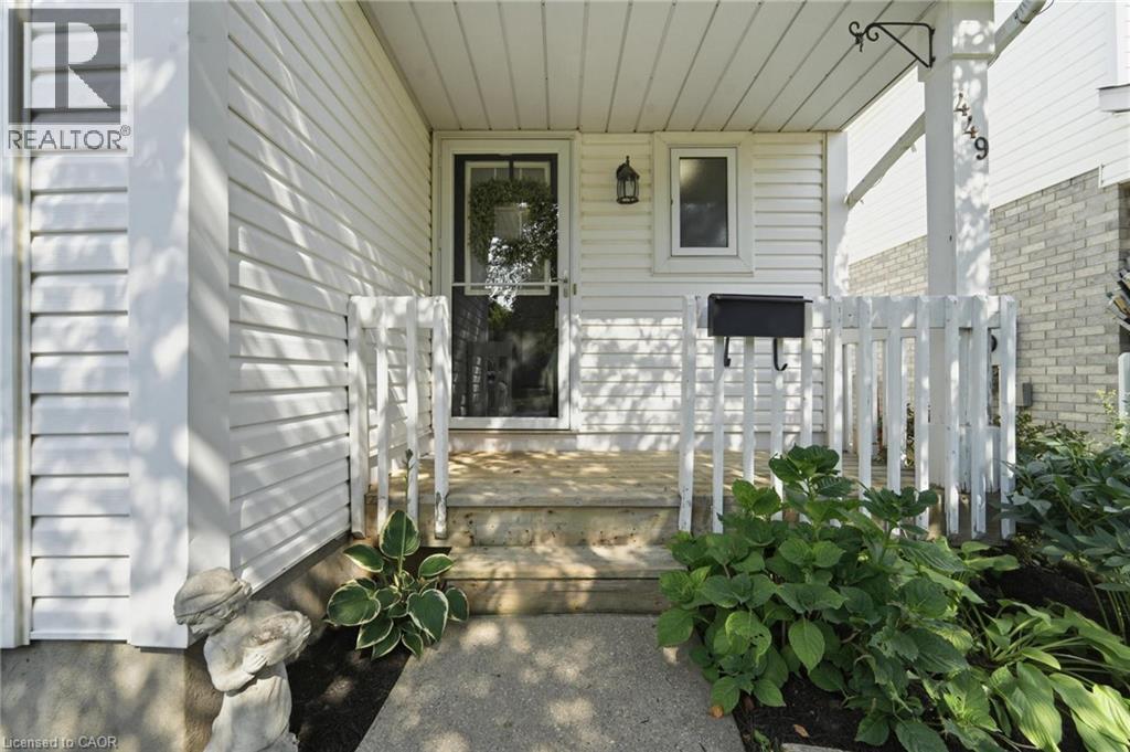 449 Exmoor Street, Waterloo, Ontario  N2K 3T7 - Photo 3 - 40865110