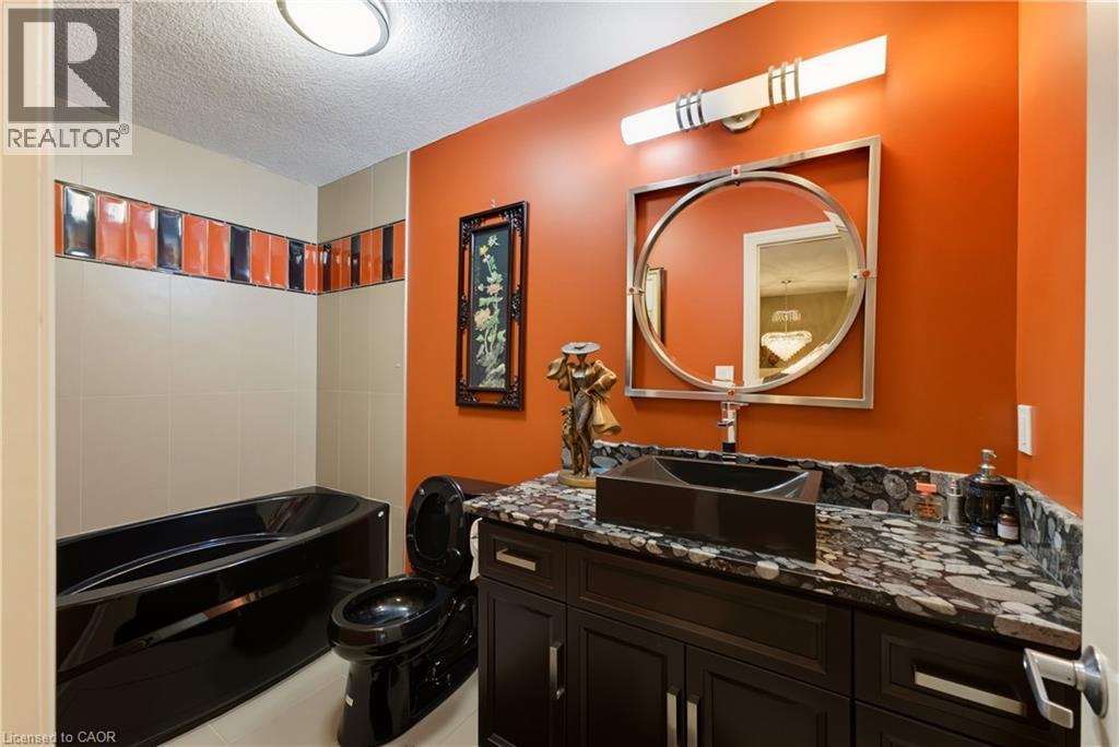 123 Oak Park Drive, Waterloo, Ontario  N2K 0B3 - Photo 31 - 40865424