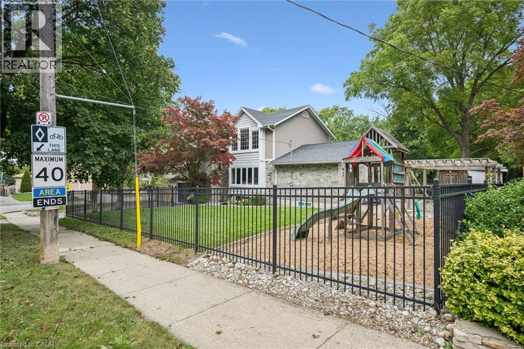 112 Margaret Avenue N, Waterloo, Ontario  N2J 3P9 - Photo 3 - 40863643