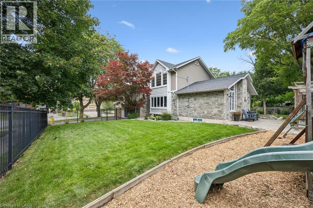 112 Margaret Avenue N, Waterloo, Ontario  N2J 3P9 - Photo 38 - 40863643