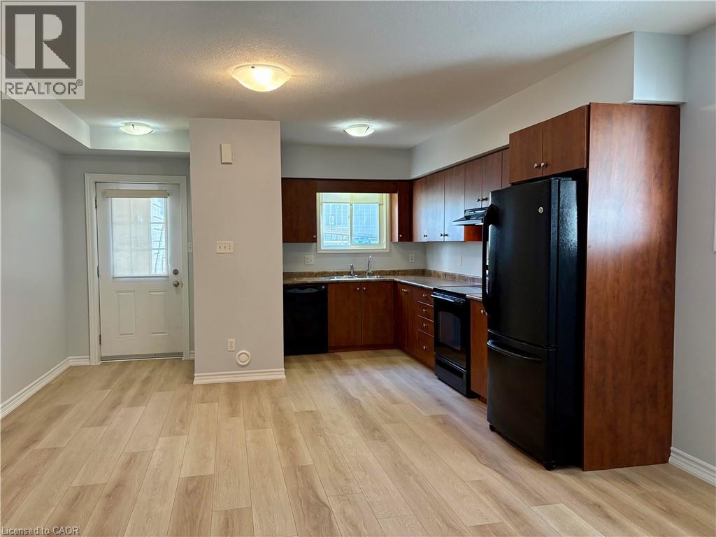 50 Howe Drive Unit# 8c, Kitchener, Ontario  N2E 0A3 - Photo 2 - 40864326
