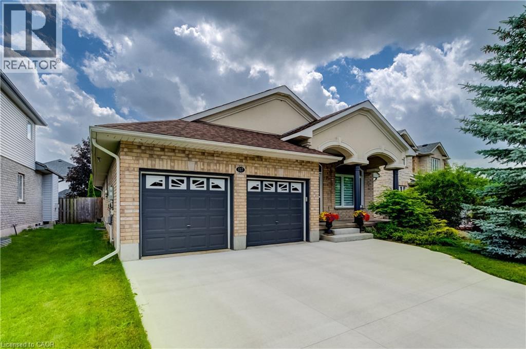 517 Starboard Crescent, Waterloo, Ontario  N2K 4G5 - Photo 3 - 40854585