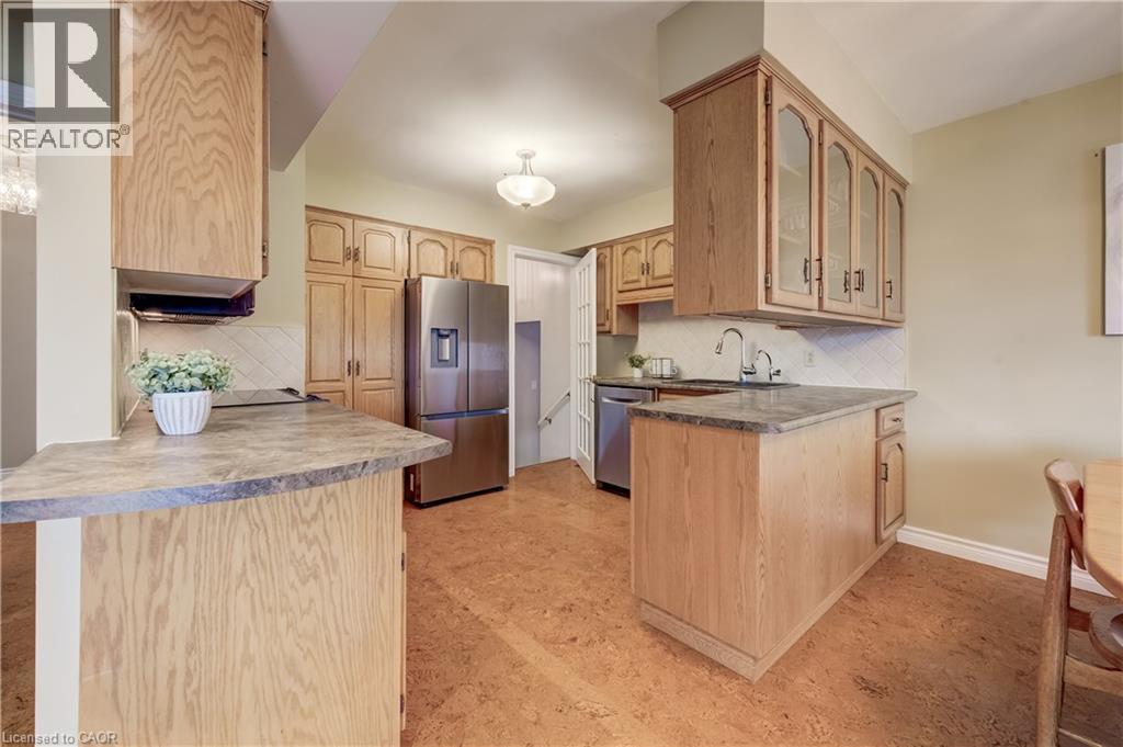 54 Fairlawn Road, Kitchener, Ontario  N2C 1X9 - Photo 12 - 40867482