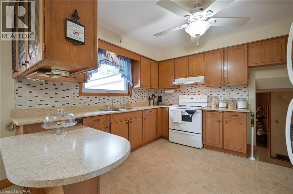 99 Lorraine Avenue, Kitchener, Ontario  N2B 2N1 - Photo 10 - 40868064