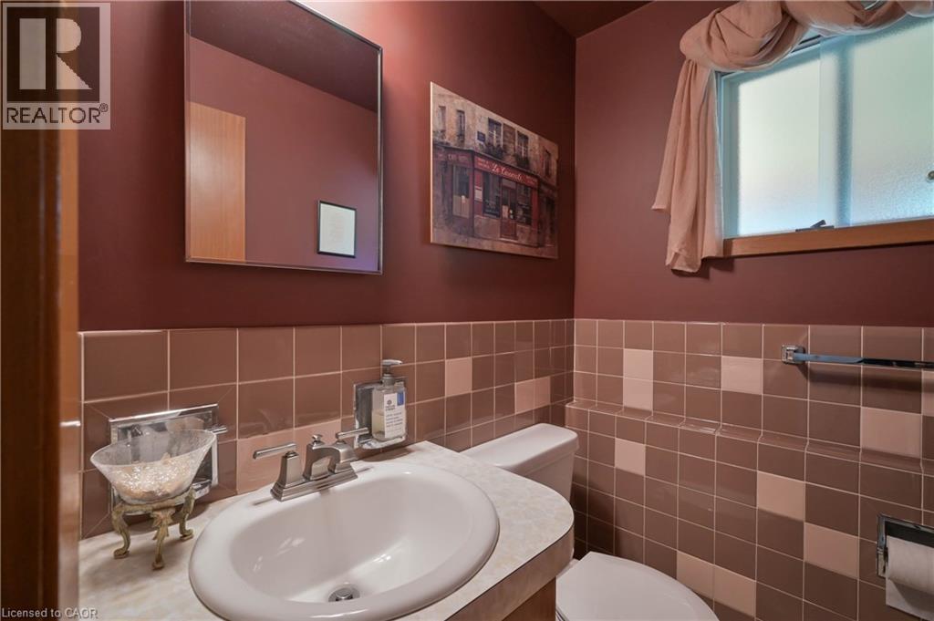 99 Lorraine Avenue, Kitchener, Ontario  N2B 2N1 - Photo 23 - 40868064