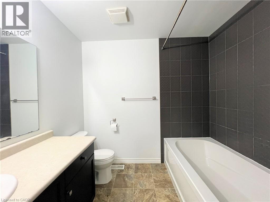 46 Renfrew Street, Kitchener, Ontario  N2R 0G5 - Photo 16 - 40868776