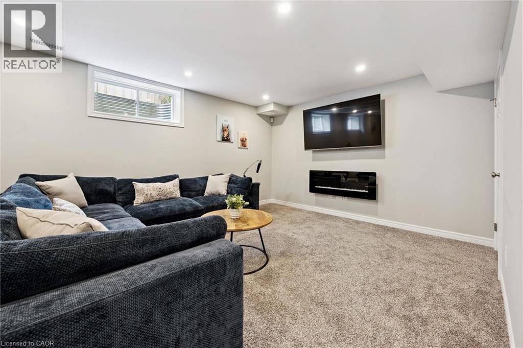 941 Eden Oak Court, Kitchener, Ontario  N2A 0H4 - Photo 33 - 40869242