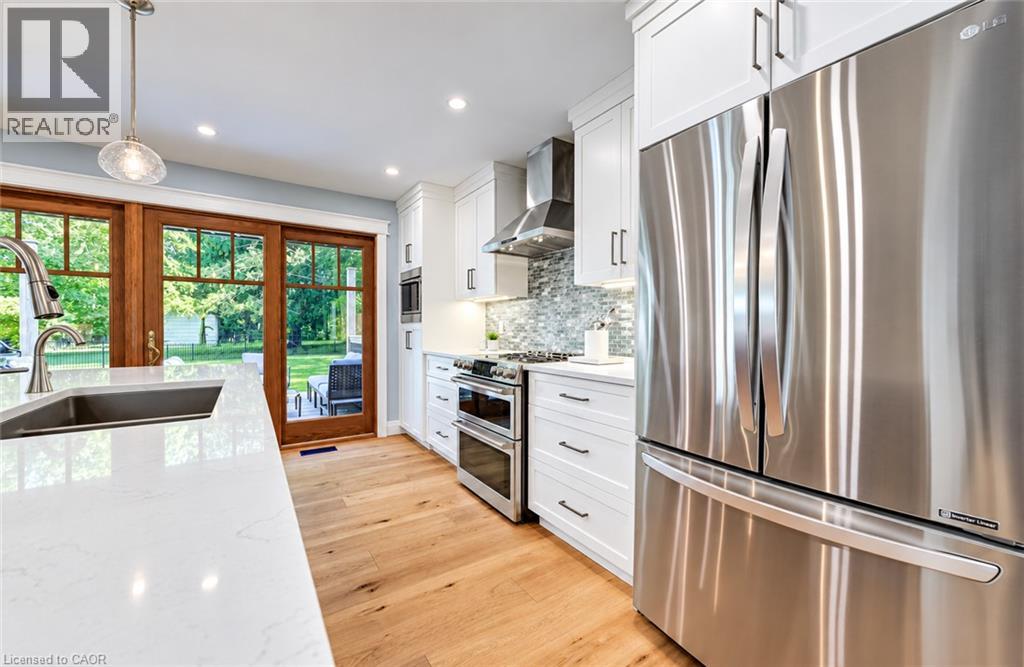 656 Westmount Road W, Kitchener, Ontario  N2M 1R8 - Photo 11 - 40865739