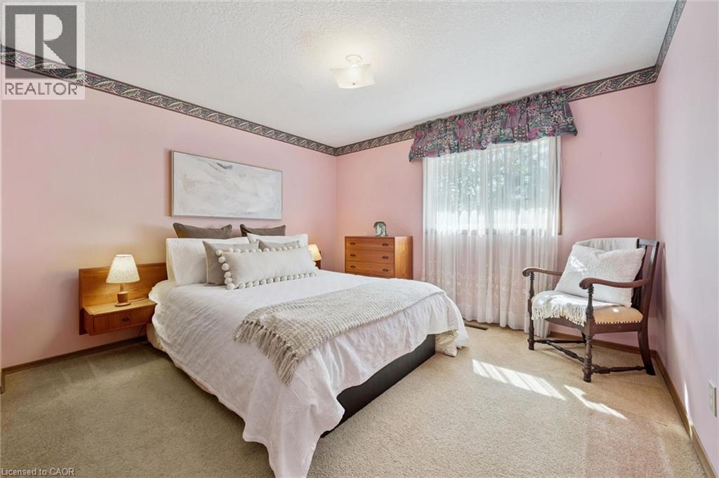 42 Mitton Place, Kitchener, Ontario  N2R 1B4 - Photo 34 - 40867327