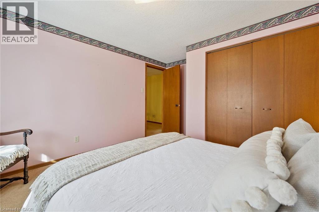 42 Mitton Place, Kitchener, Ontario  N2R 1B4 - Photo 35 - 40867327