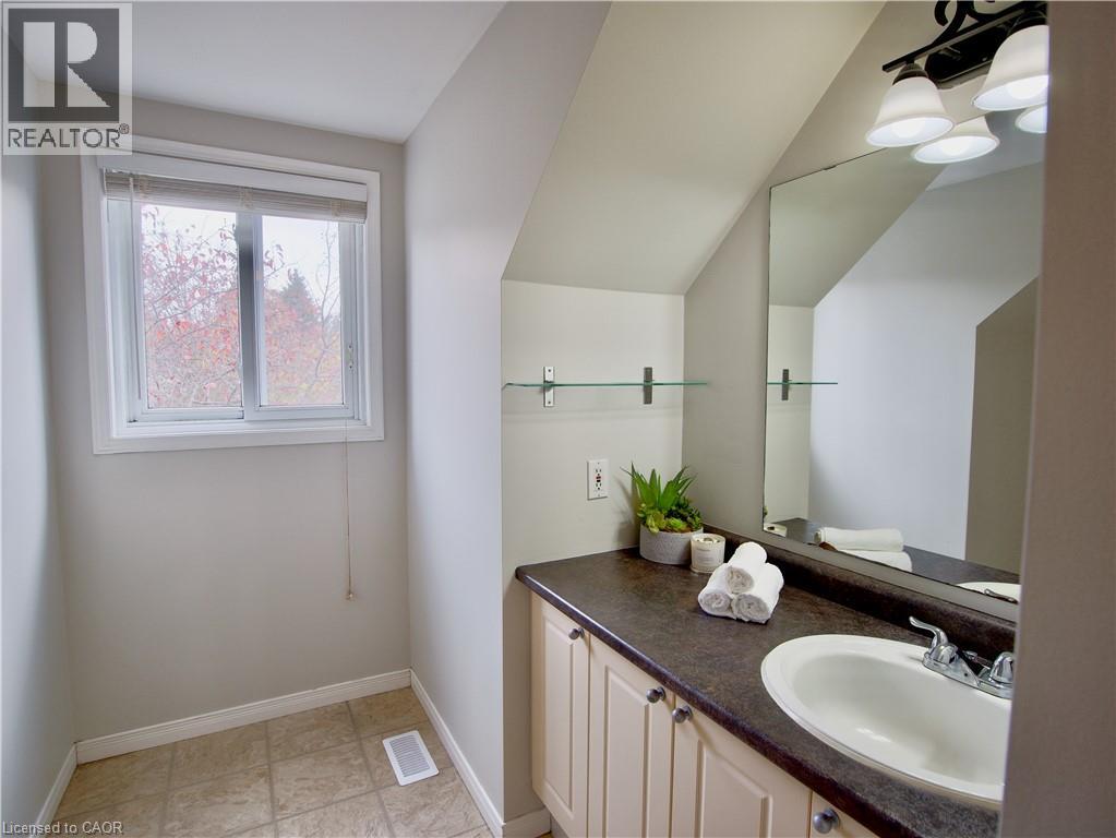 449 Exmoor Street, Waterloo, Ontario  N2K 3T7 - Photo 17 - 40871449