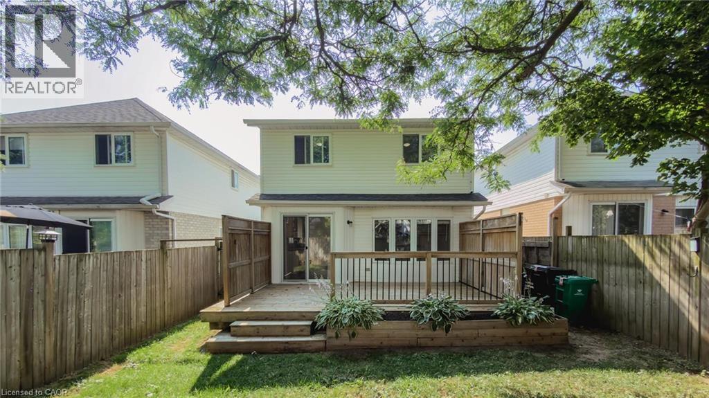 449 Exmoor Street, Waterloo, Ontario  N2K 3T7 - Photo 38 - 40871449