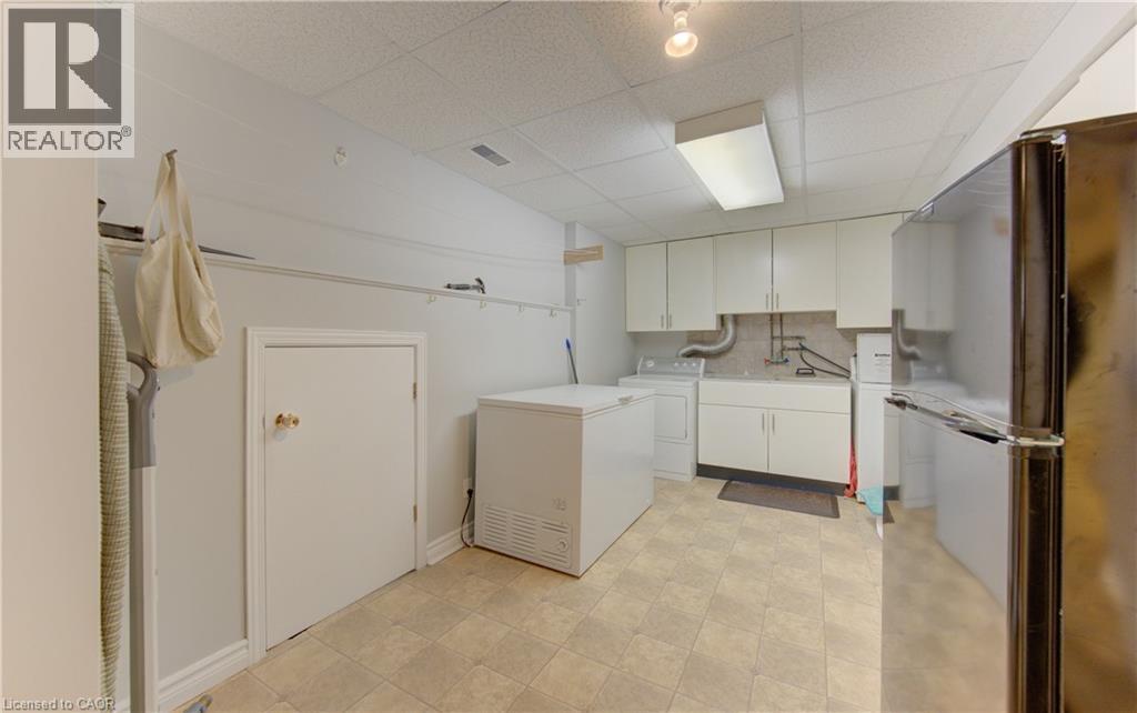599 Coldstream Drive, Waterloo, Ontario  N2V 2H3 - Photo 36 - 40871301
