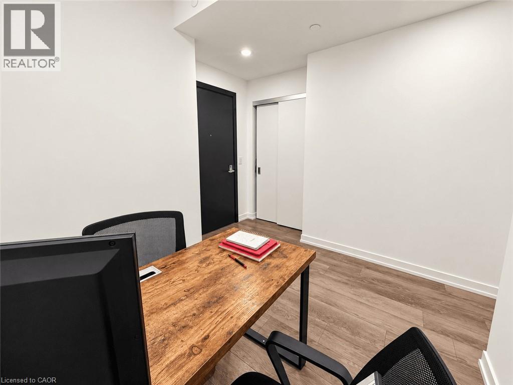 15 Wellington Street S Unit# 2510, Kitchener, Ontario  N2G 0E4 - Photo 3 - 40871110