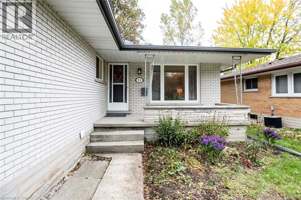 11 Duncairn Avenue, Kitchener, Ontario  N2M 4S5 - Photo 5 - 40871631