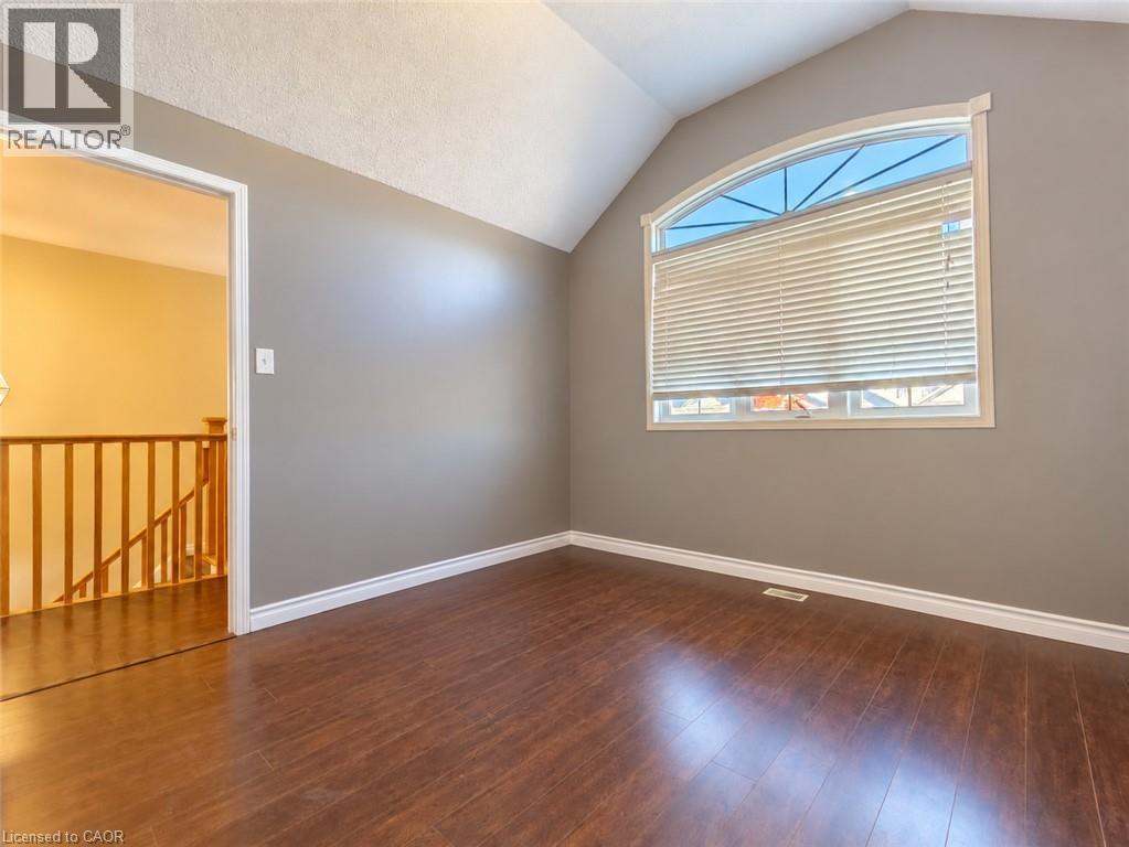 52 Isabella Street, Kitchener, Ontario  N2E 4J7 - Photo 14 - 40872296