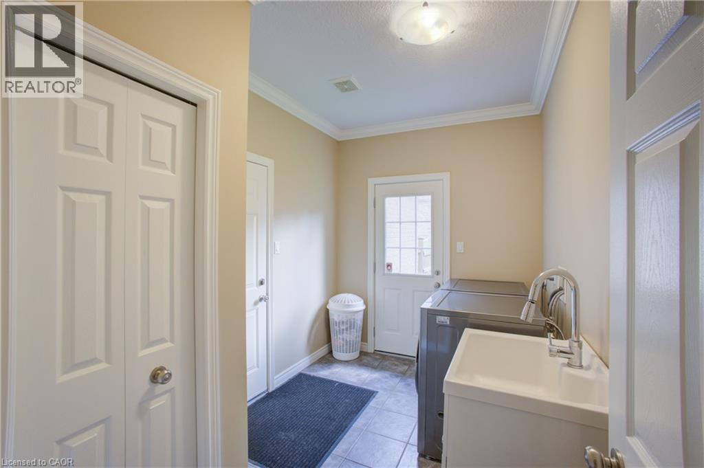 457 Caryndale Drive, Kitchener, Ontario  N2R 1J7 - Photo 25 - 40871711