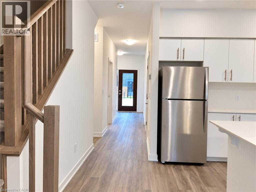 110 Fergus Avenue Unit# 33, Kitchener, Ontario  N2A 2H2 - Photo 4 - 40872279