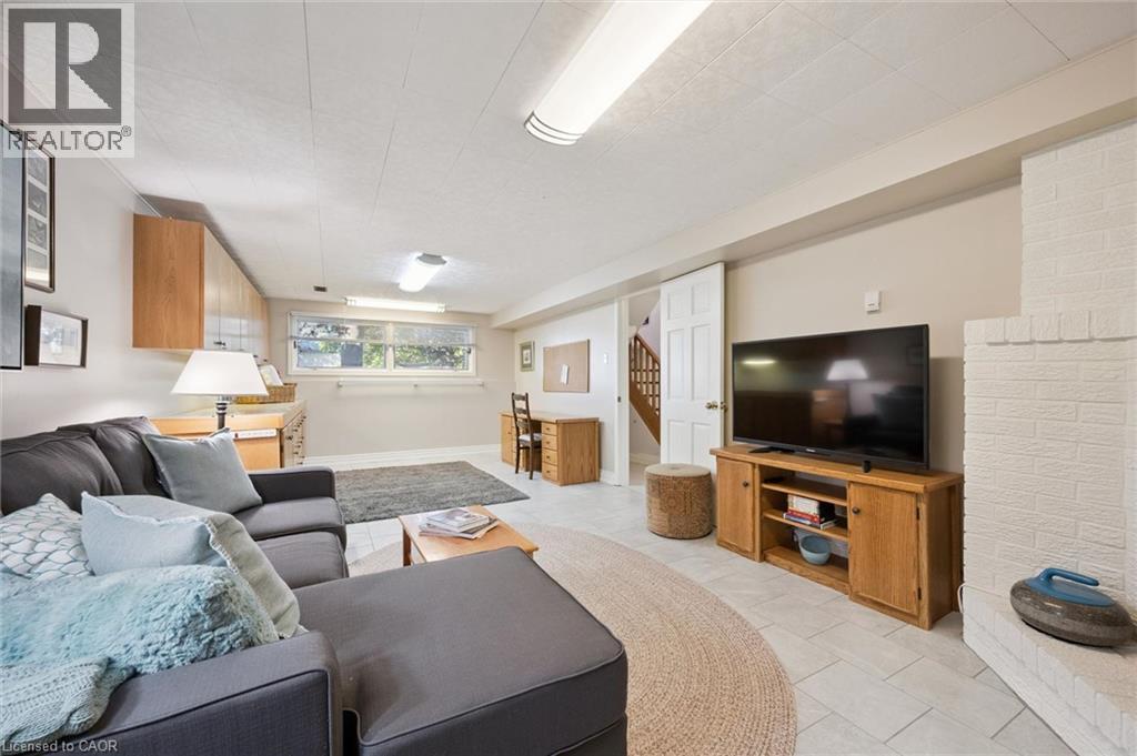 301 Martindale Crescent, Waterloo, Ontario  N2L 4M8 - Photo 22 - 40872268
