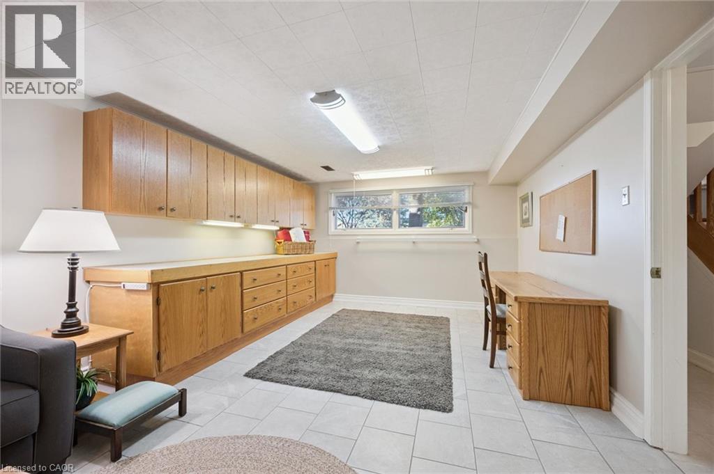 301 Martindale Crescent, Waterloo, Ontario  N2L 4M8 - Photo 23 - 40872268