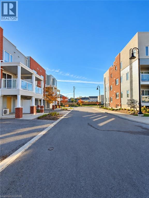 96 Progress Crescent, Kitchener, Ontario  N2R 0R7 - Photo 3 - 40873322