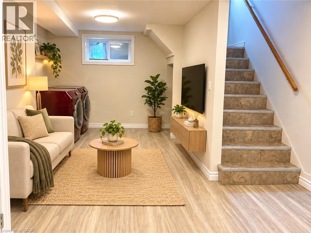 249 Blucher Street Unit# Lower, Kitchener, Ontario  N2H 5V6 - Photo 3 - 40873650